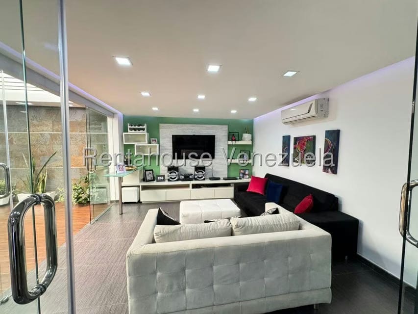 Casa (Duplex) en Venta en Ciudad Roca, Lara - 11