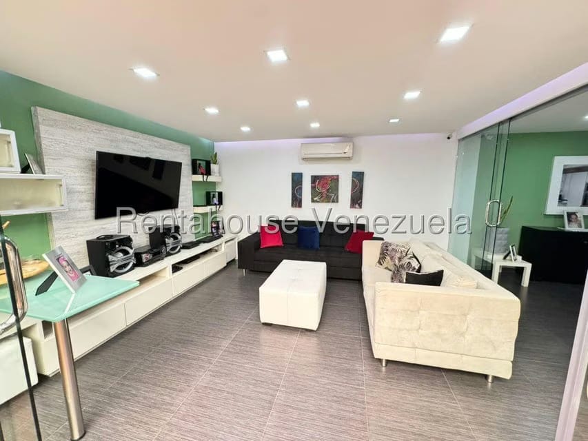 Casa (Duplex) en Venta en Ciudad Roca, Lara - 12