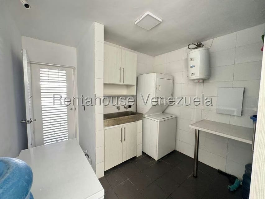 Casa (Duplex) en Venta en Ciudad Roca, Lara - 13