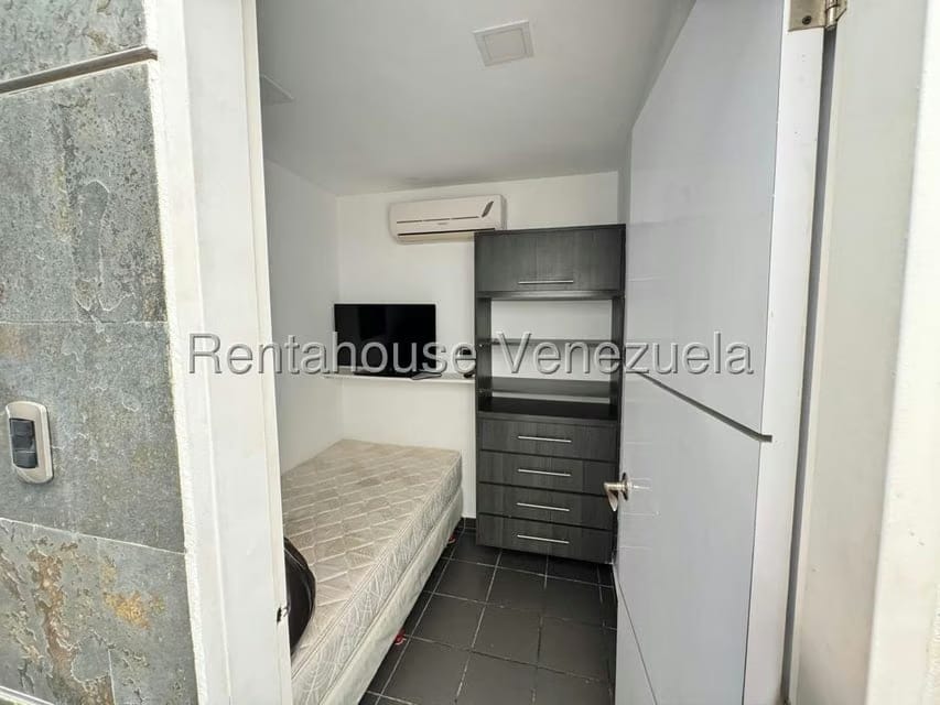 Casa (Duplex) en Venta en Ciudad Roca, Lara - 14