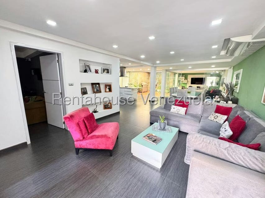 Casa (Duplex) en Venta en Ciudad Roca, Lara - 3