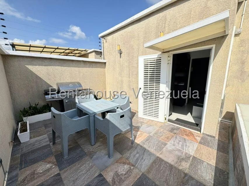 Casa (Duplex) en Venta en Ciudad Roca, Lara - 24
