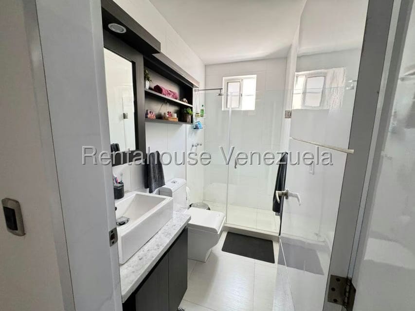 Casa (Duplex) en Venta en Ciudad Roca, Lara - 26