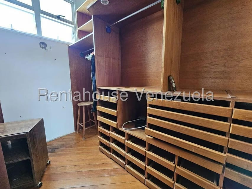 Casa (Duplex) en Venta en Colinas del Tamanaco, Distrito Metropolitano - 35