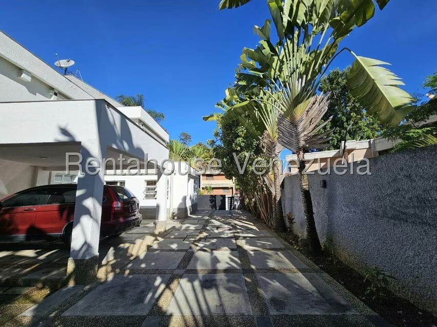 Casa (Duplex) en Venta en Colinas del Tamanaco, Distrito Metropolitano - 7