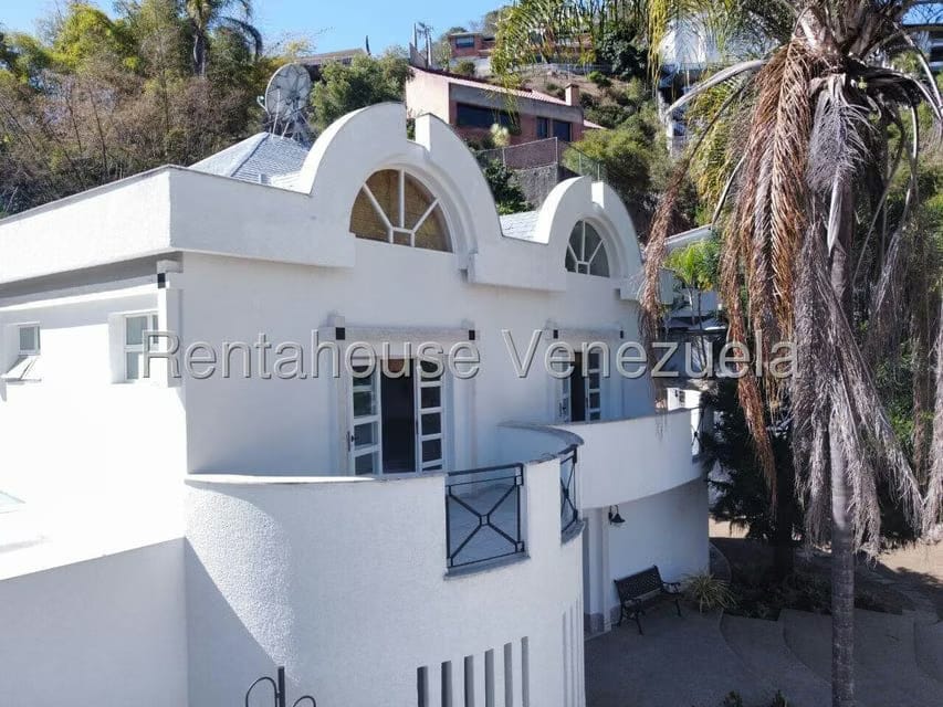 Casa (Duplex) en Venta en Colinas del Tamanaco, Distrito Metropolitano - 8