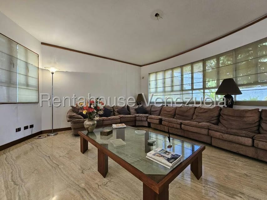 Casa (Duplex) en Venta en Colinas del Tamanaco, Distrito Metropolitano - 10