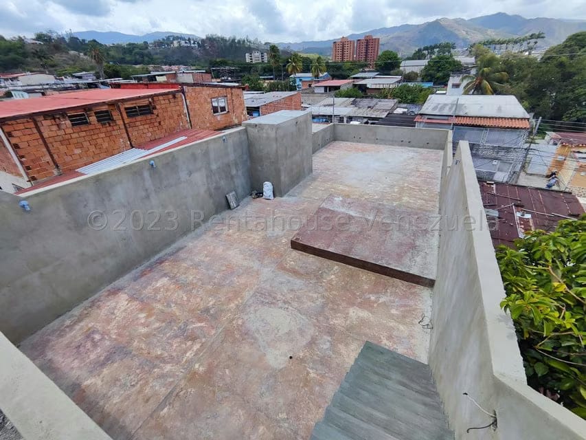 Casa (Multipes Niveles) en Venta en Bolivar, Aragua - 36