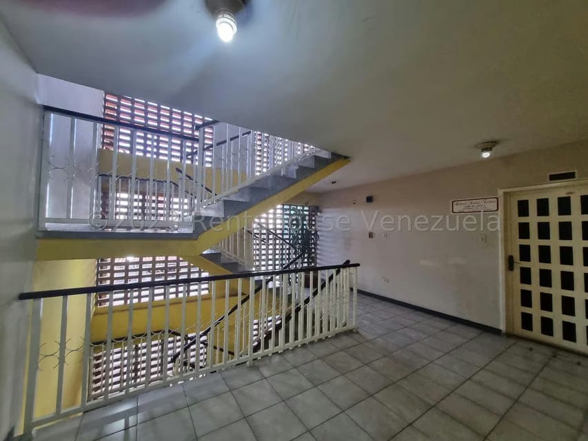 Comercial (Local Comercial) en Venta en Centro, Aragua - 2