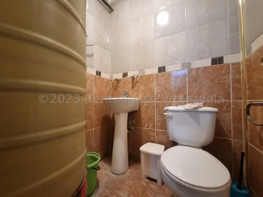 Comercial (Local Comercial) en Venta en Centro, Aragua - 19