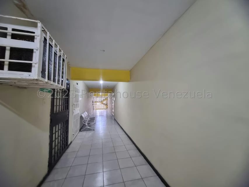 Comercial (Local Comercial) en Venta en Centro, Aragua - 21