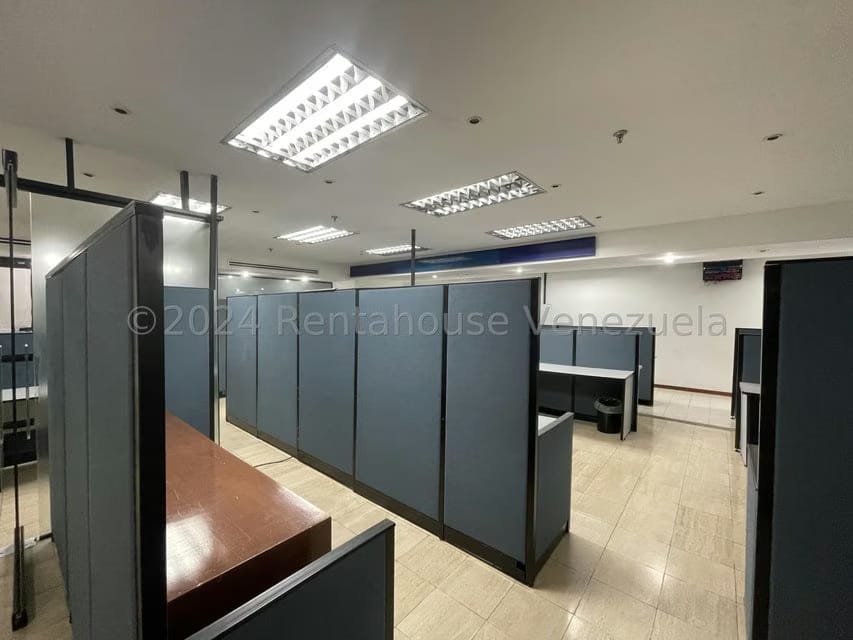 Comercial (Local Comercial) en Venta en Prado Humboldt, Distrito Metropolitano - 3