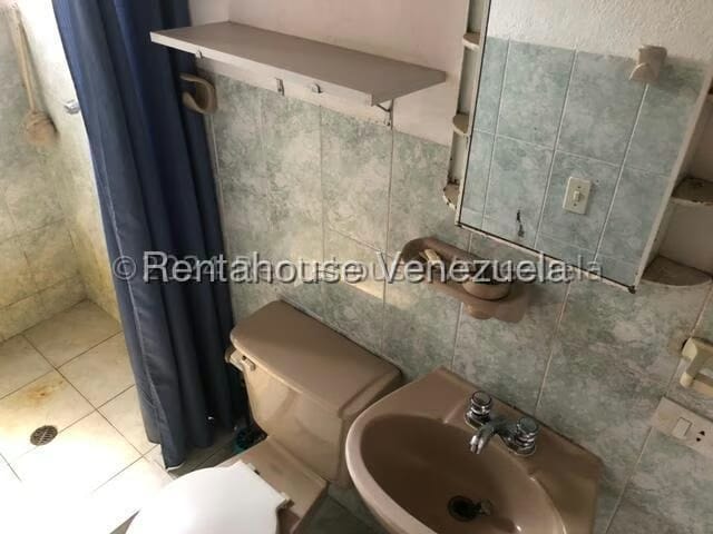 Anexo (1 Nivel) en Alquiler en La Trinidad, Distrito Metropolitano - 17