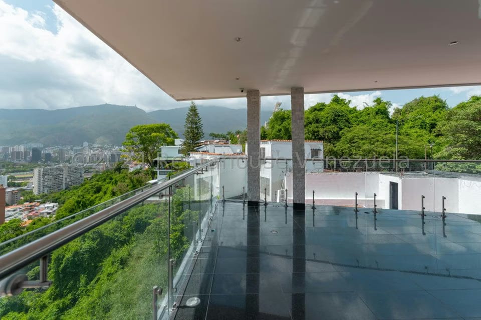 Casa (Duplex) en Venta en Colinas de Bello Monte, Distrito Metropolitano - 11
