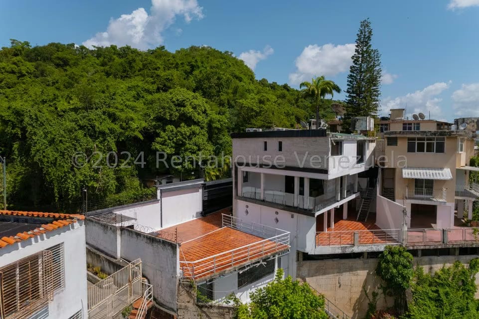Casa (Duplex) en Venta en Colinas de Bello Monte, Distrito Metropolitano - 4