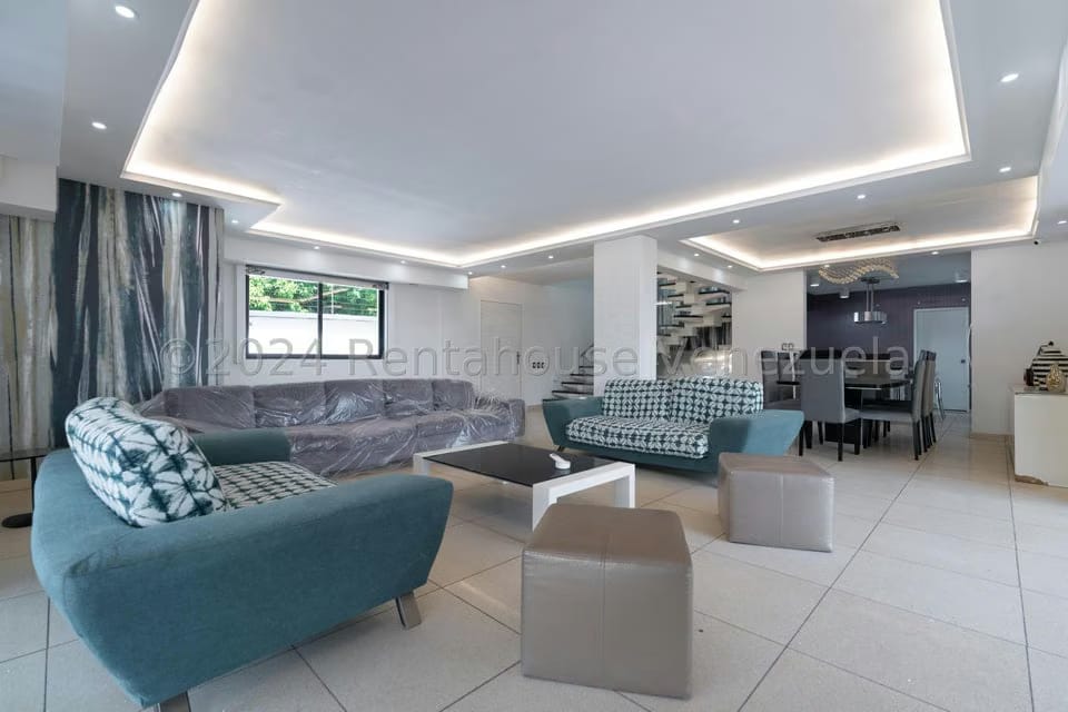 Casa (Duplex) en Venta en Colinas de Bello Monte, Distrito Metropolitano - 36