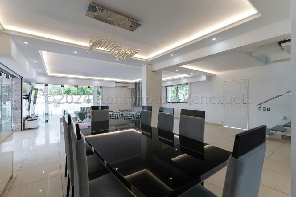 Casa (Duplex) en Venta en Colinas de Bello Monte, Distrito Metropolitano - 42