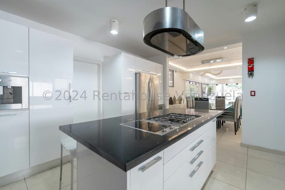 Casa (Duplex) en Venta en Colinas de Bello Monte, Distrito Metropolitano - 55