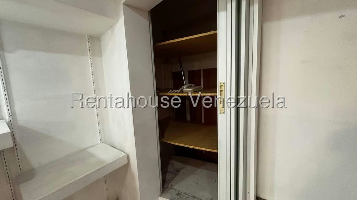 Comercial (Local Comercial) en Alquiler en El Cafetal, Distrito Metropolitano - 11