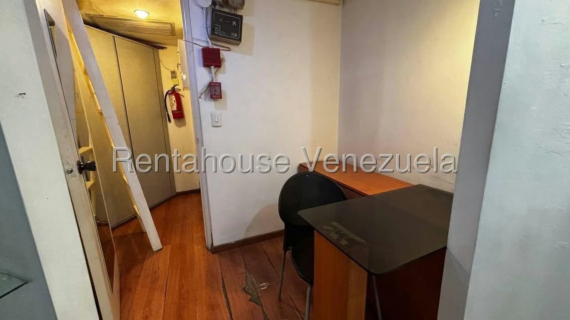 Comercial (Local Comercial) en Alquiler en El Cafetal, Distrito Metropolitano - 13