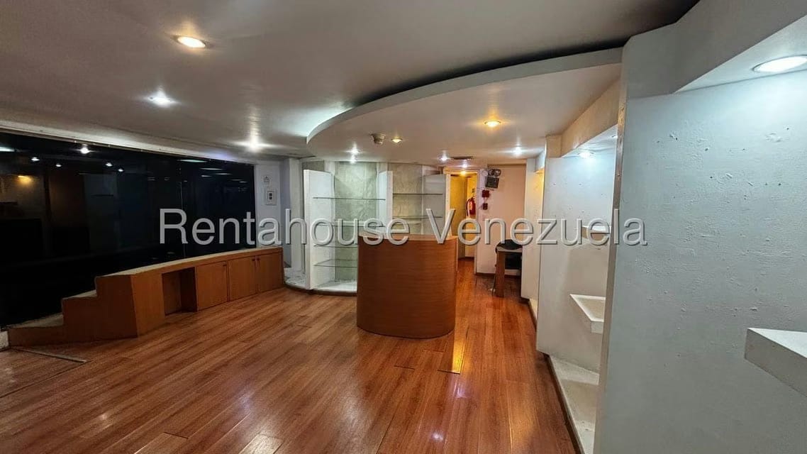 Comercial (Local Comercial) en Alquiler en El Cafetal, Distrito Metropolitano - 6