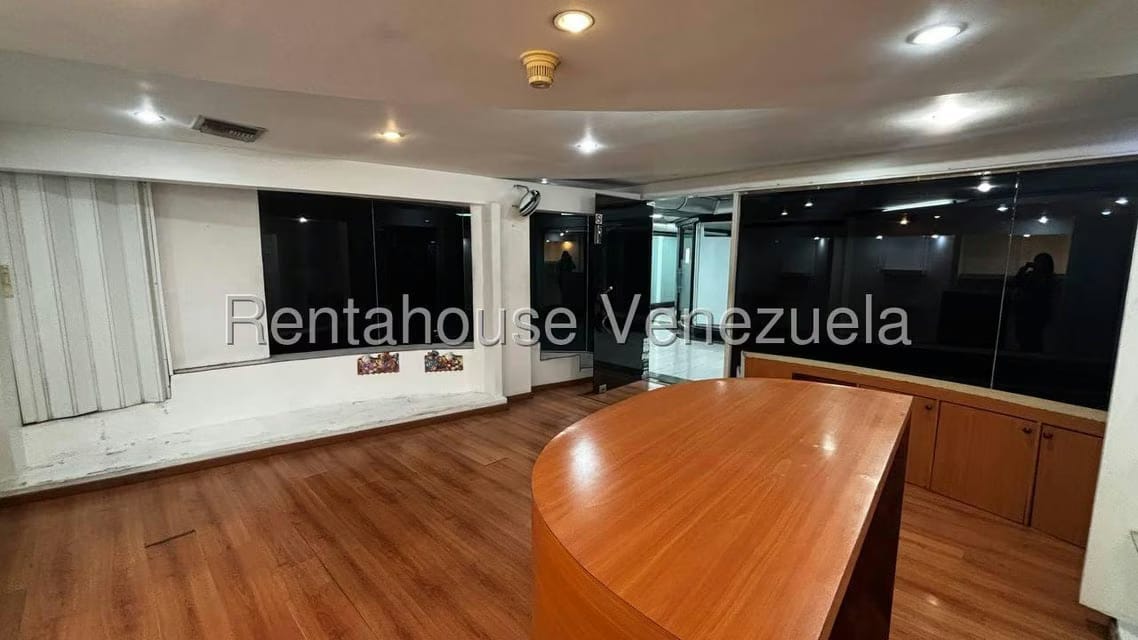 Comercial (Local Comercial) en Alquiler en El Cafetal, Distrito Metropolitano - 8