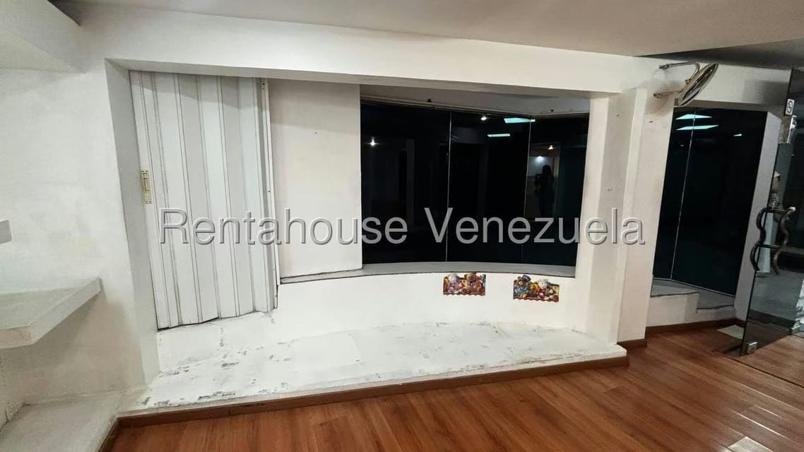 Comercial (Local Comercial) en Alquiler en El Cafetal, Distrito Metropolitano - 10