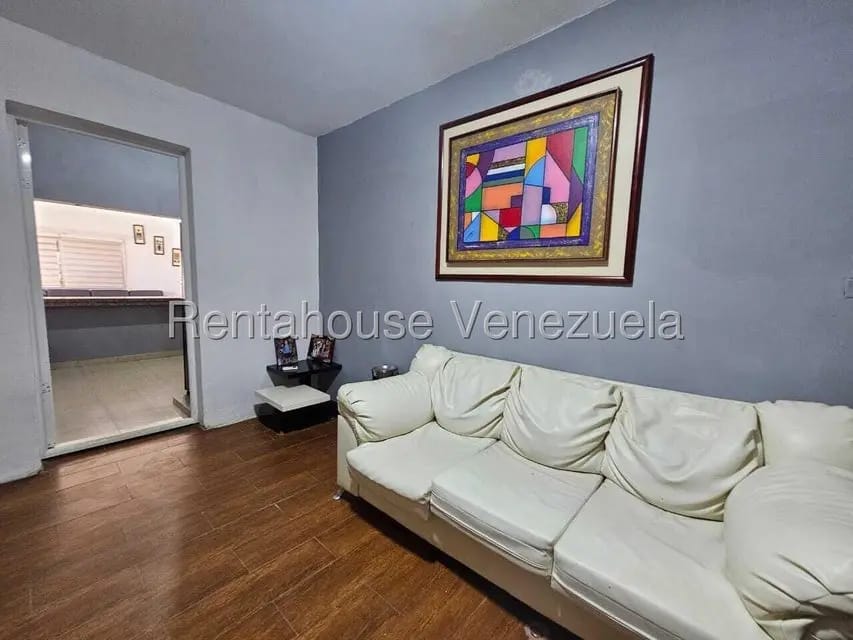 Casa (1 Nivel) en Alquiler en Centro, Falcon - 16