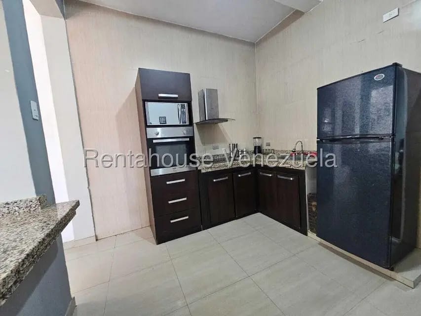 Casa (1 Nivel) en Alquiler en Centro, Falcon - 4