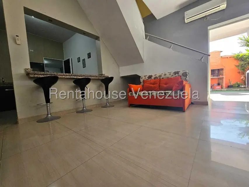 Casa (1 Nivel) en Alquiler en Centro, Falcon - 7