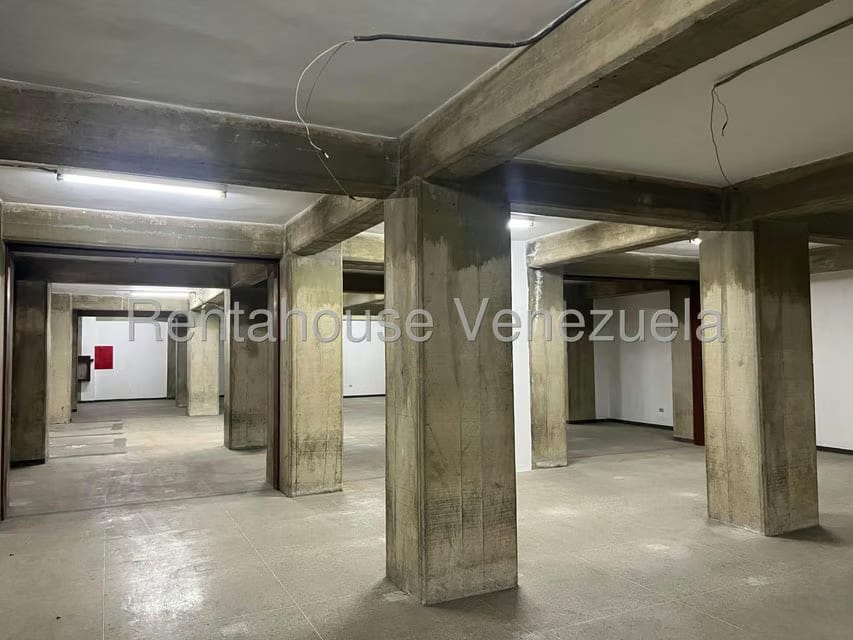 Comercial (Local Comercial) en Alquiler en Parroquia La Candelaria, Distrito Metropolitano - 15