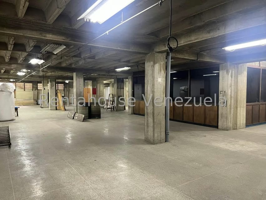 Comercial (Local Comercial) en Alquiler en Parroquia La Candelaria, Distrito Metropolitano - 19