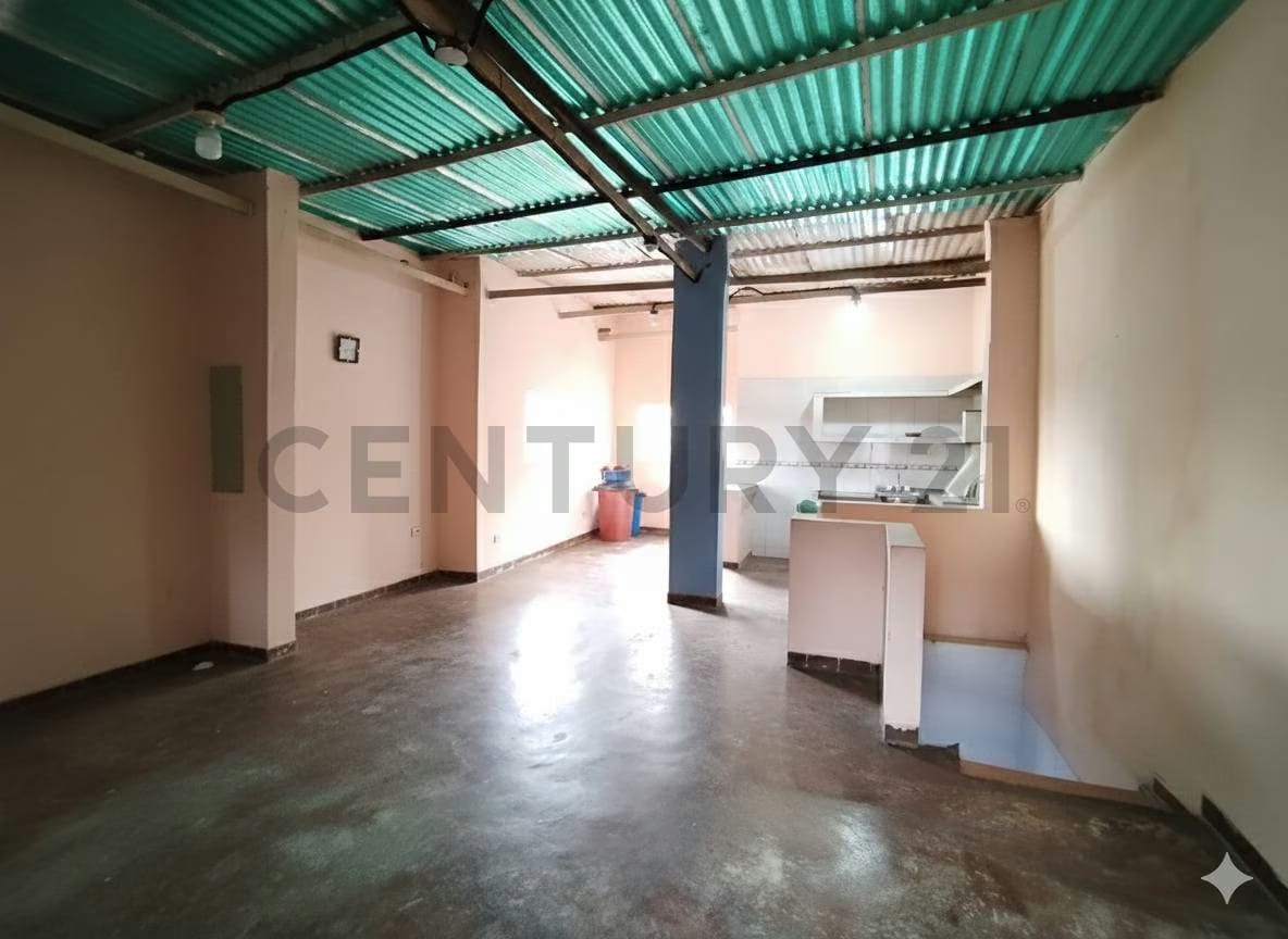 La Pastora vendo ¡Oportunidad! Casa 3 Niveles, 216 m2, 4H/2 ½ B, Sólo $ 45.000 - 3