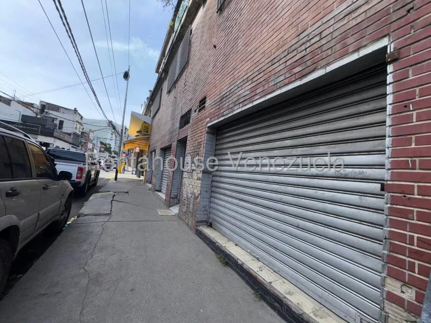 Comercial (Local Comercial) en Alquiler en Catia, Distrito Metropolitano - 2