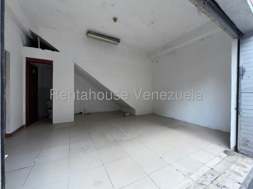Comercial (Local Comercial) en Alquiler en Catia, Distrito Metropolitano - 5