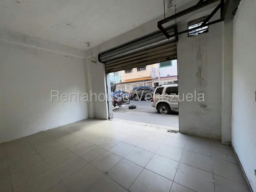 Comercial (Local Comercial) en Alquiler en Catia, Distrito Metropolitano - 6