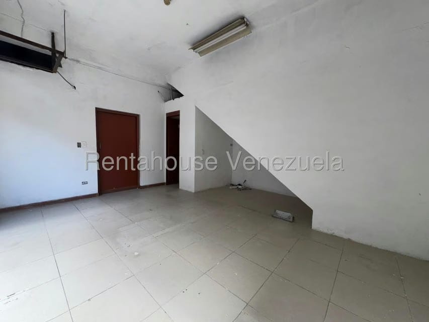 Comercial (Local Comercial) en Alquiler en Catia, Distrito Metropolitano - 7