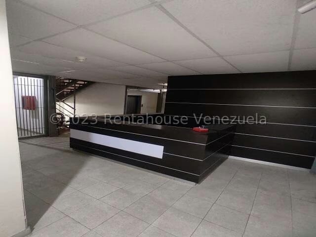 Comercial (Industrial) en Venta en Cementerio, Distrito Metropolitano - 2