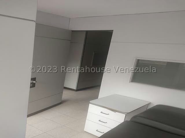 Comercial (Industrial) en Venta en Cementerio, Distrito Metropolitano - 11