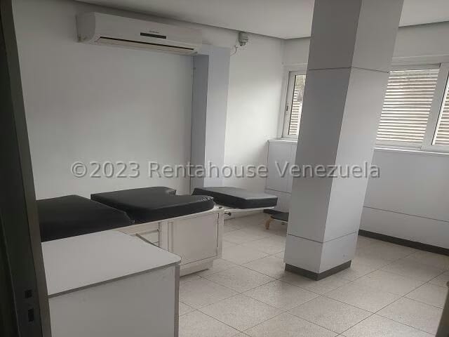 Comercial (Industrial) en Venta en Cementerio, Distrito Metropolitano - 13