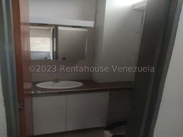 Comercial (Industrial) en Venta en Cementerio, Distrito Metropolitano - 5
