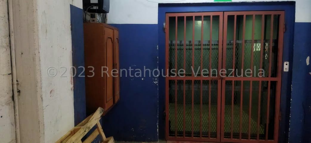 LOCAL COMERCIAL EN VENTA – YENNIEF ROJAS - 9