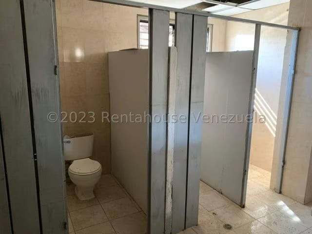 LOCAL COMERCIAL EN VENTA – YENNIEF ROJAS - 10