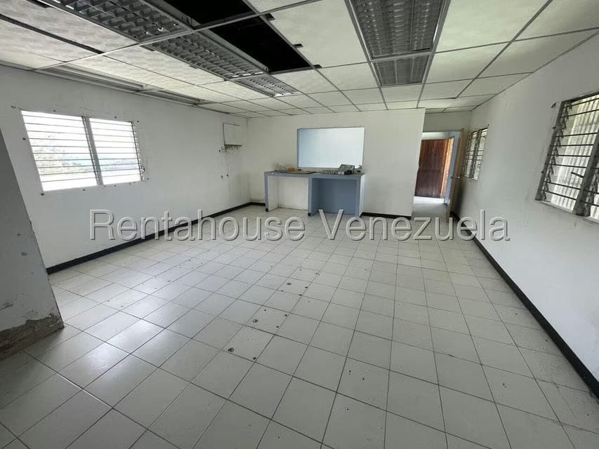 Comercial (Oficina) en Alquiler en Mariche, Distrito Metropolitano - 5