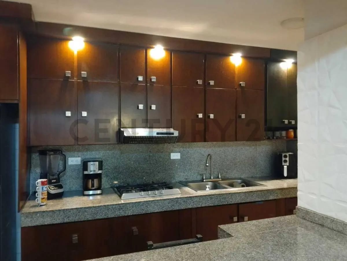 APARTAMENTO EN VENTA - 18