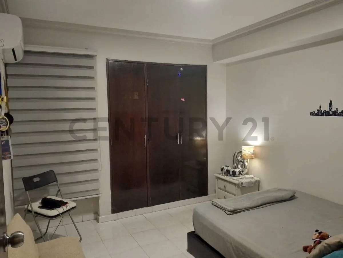 APARTAMENTO EN VENTA - 6