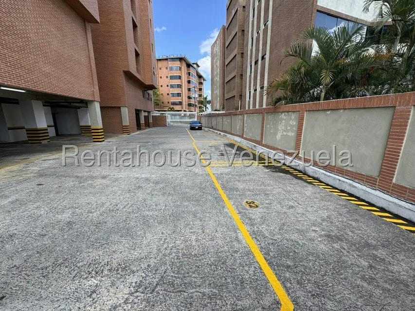 Apartamento (1 Nivel) en Venta en El Hatillo, Distrito Metropolitano - 99