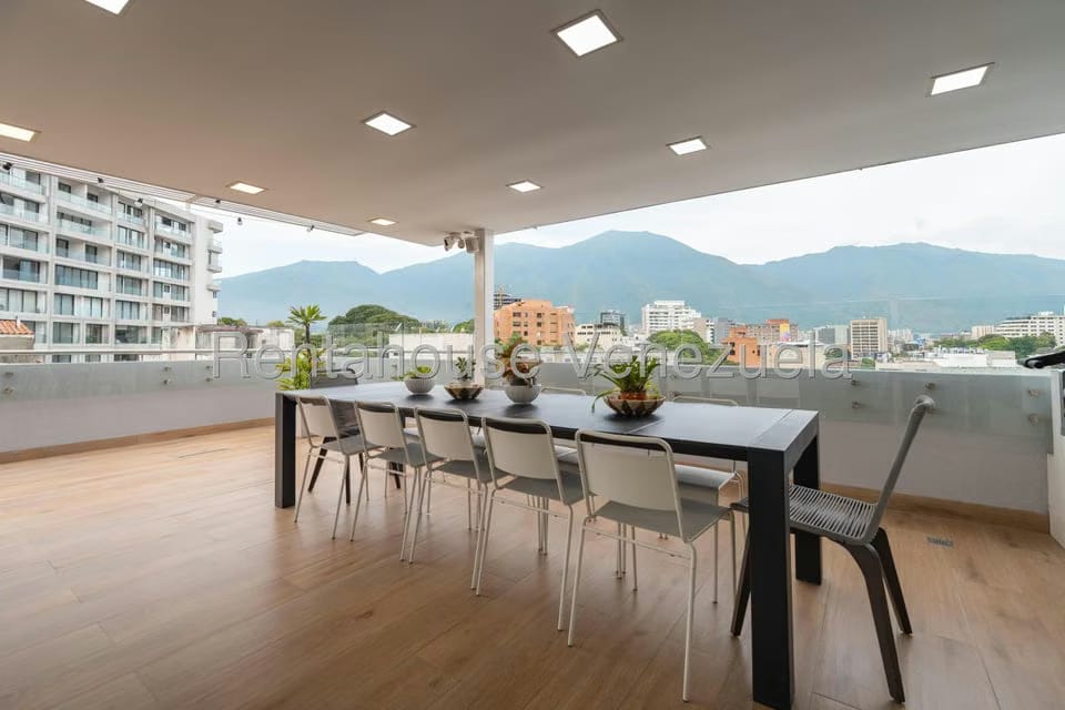 Apartamento (Penthouse) en Venta en Los Naranjos de Las Mercedes, Distrito Metropolitano - 3