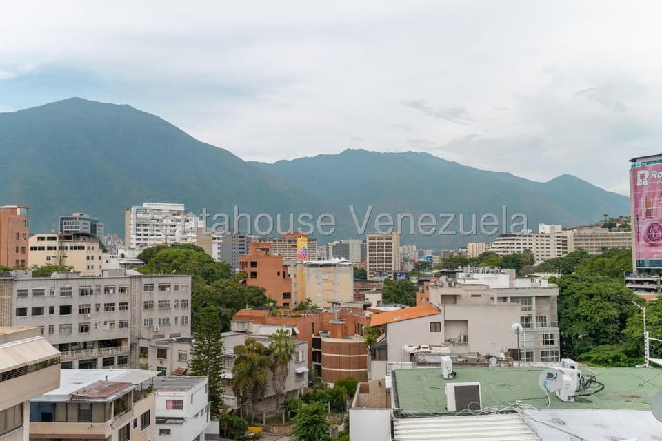 Apartamento (Penthouse) en Venta en Los Naranjos de Las Mercedes, Distrito Metropolitano - 5
