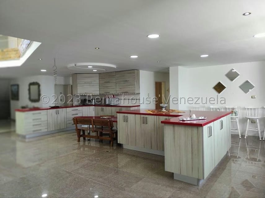 Casa (Multipes Niveles) en Venta en Los Guayabitos, Distrito Metropolitano - 11